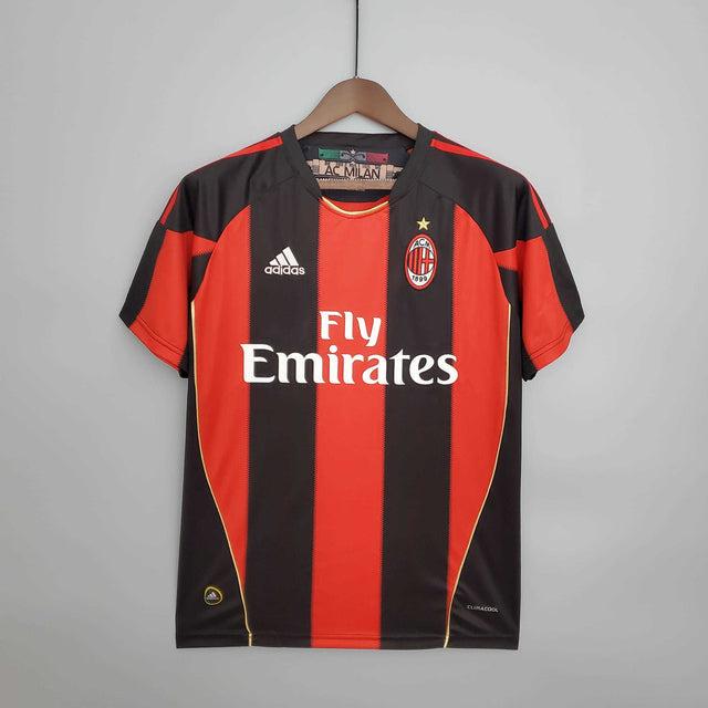 Camisola AC Milan Retrô 2010/2011 - Vermelha e Preta