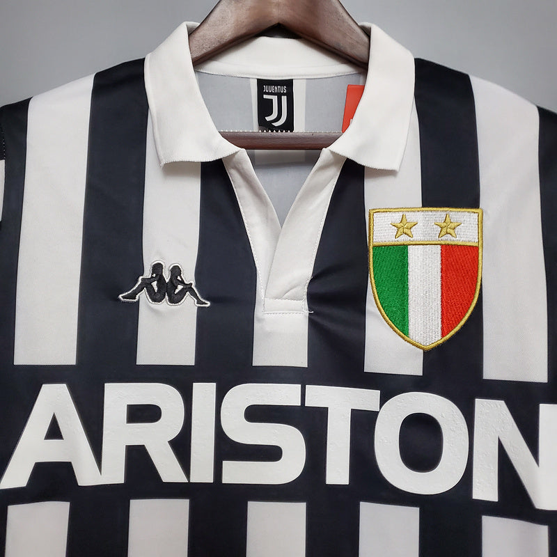 Camisola Juventus Retrô 1984/1985 - Preta e Branca