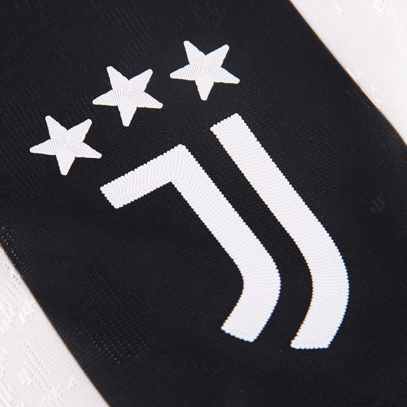 Camisola Juventus I 24/25 - Branco e Preto